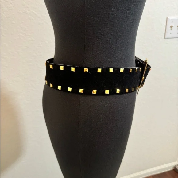 ST. JOHN Black and Gold Studded Belt - Picture 3 of 8